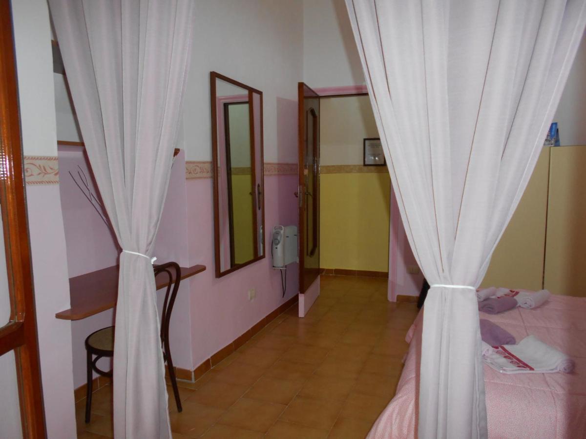 Robby'S House Bed & Breakfast Vico Equense Exterior foto