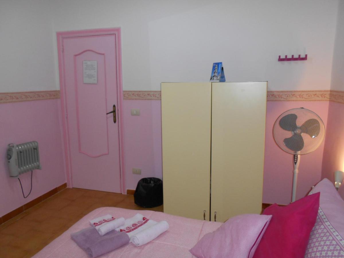 Robby'S House Bed & Breakfast Vico Equense Exterior foto